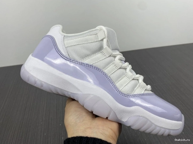 One Kick Air Pure WMNS Low AH7860-101 11 Jordan Violet 0802